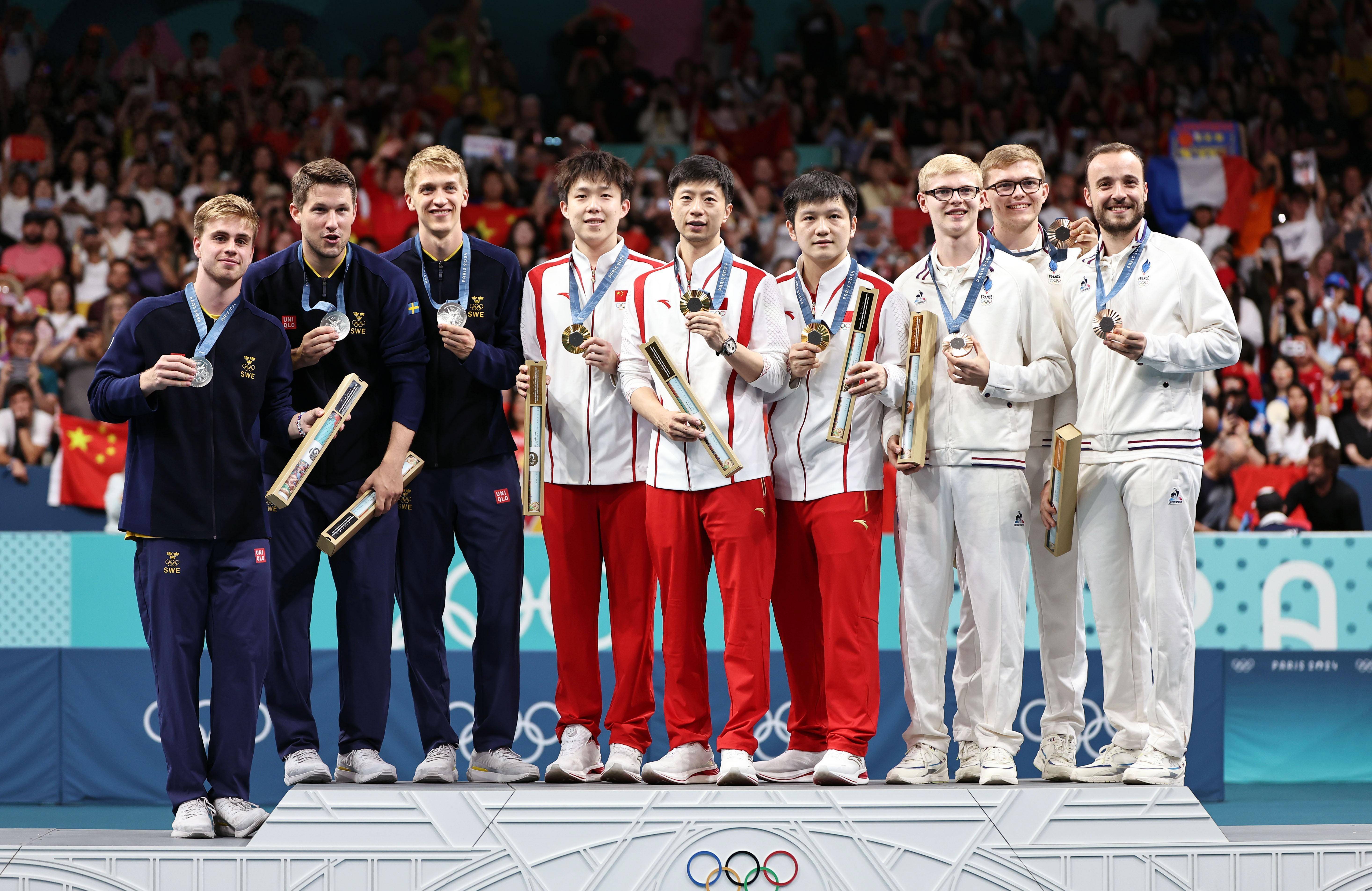 九游体育-包含C罗重返赛场，险胜首场状态出色，日本队观众沸腾！的词条