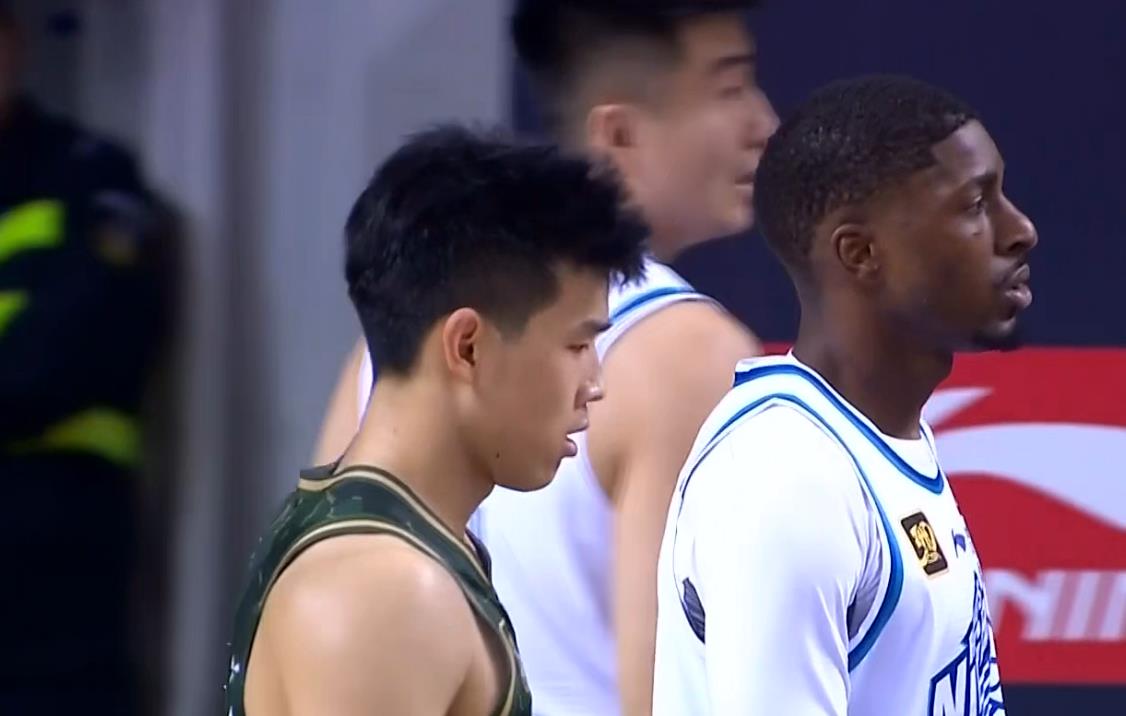 九游-包含JackeyLove迎来十二赛季出色发挥，日本队观众热烈欢呼！的词条